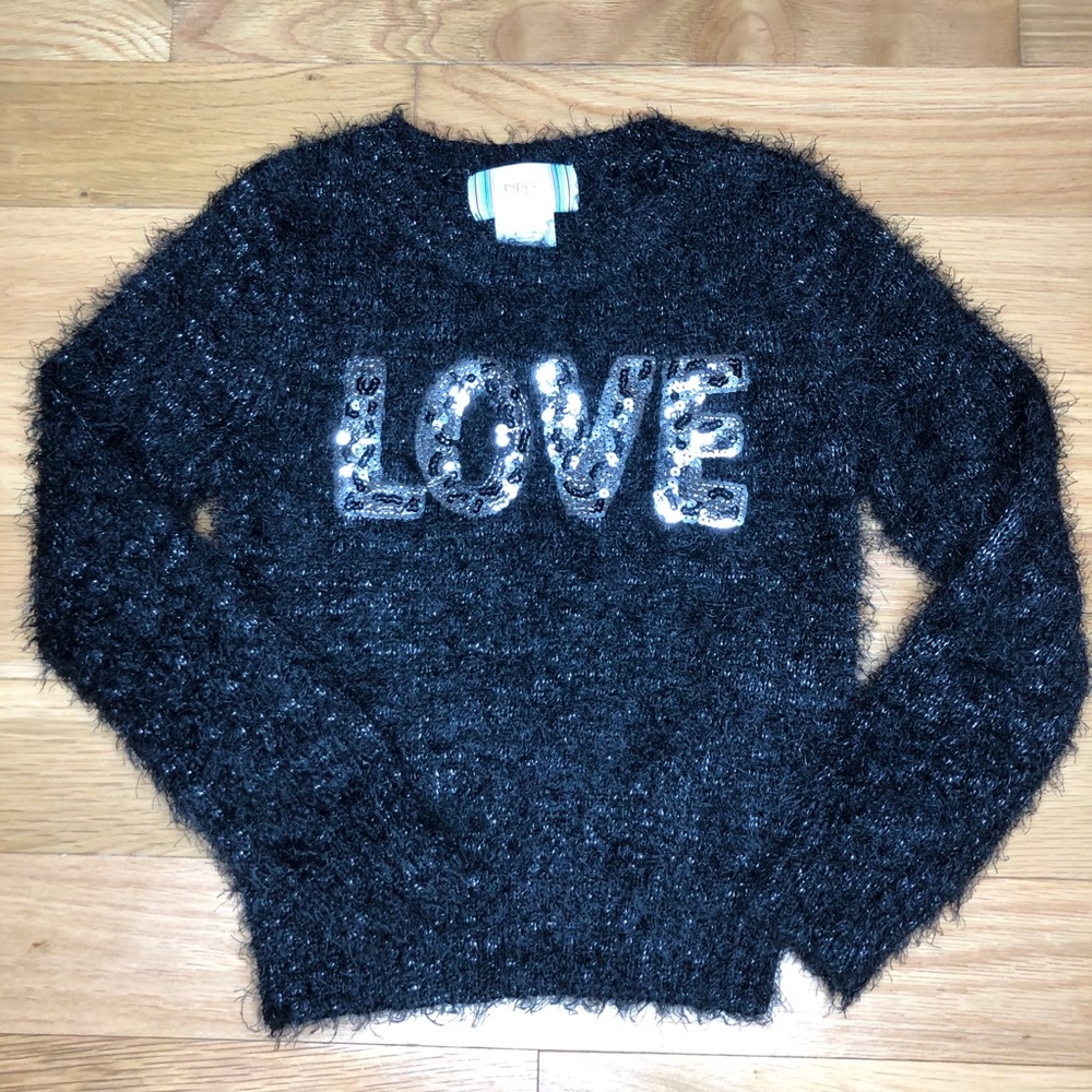 Piper Girls size 6/6x Fuzzy Sweater Very Soft